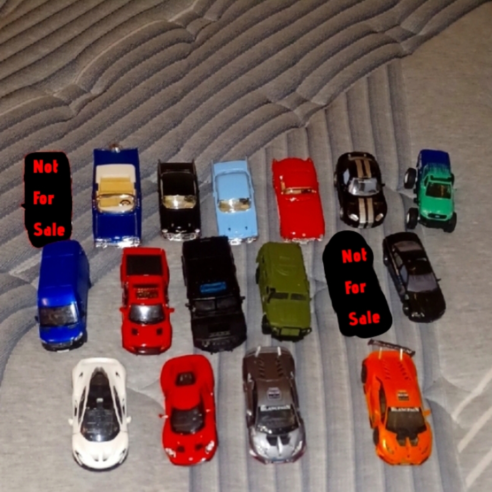 Assorted Die-Cast Toy Cars Set Of 15